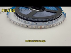 DC48V แสงสตรีป LED แบบยืดหยุ่น มุมรังสี 120 องศา สําหรับการแก้ไขแสงที่หลากหลายและทนทาน